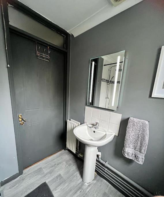 Lovely, Two Bedroom Apartment Central Location London Kültér fotó